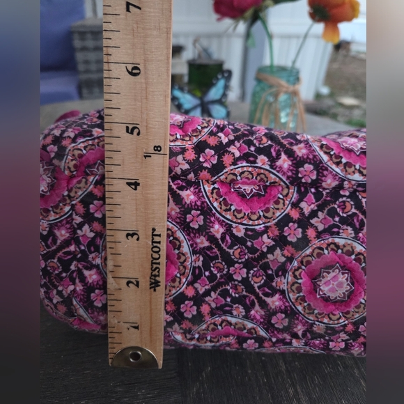 Vera Bradley Raspberry Medallion Glenna Hobo Cotton Satchel Shoulder Bag - Picture 11 of 15